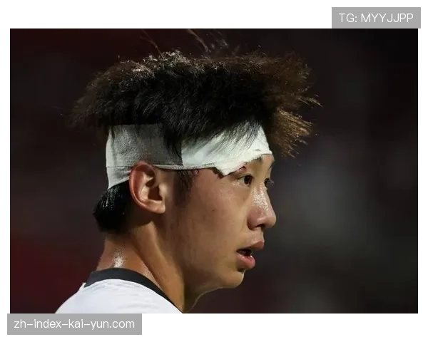 申花斯卢茨基60分钟变阵442 放弃中场缠斗强化转换效率